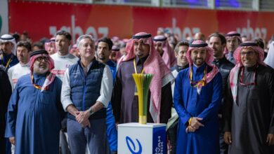 الأمير عبدالعزيز بن تركي يتوج «نِك كاسيدي» بالمركز الأول في الجولة الثانية من سباق فورمولا إي الدرعية