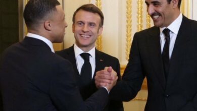 مبابي وأمير قطر ورئيس فرنسا